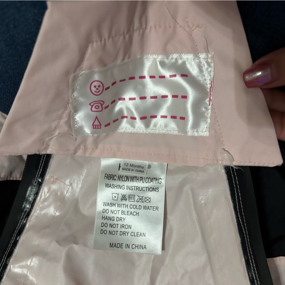 Little girl Pink Rain Suit size 12 Months - Picture 7 of 7